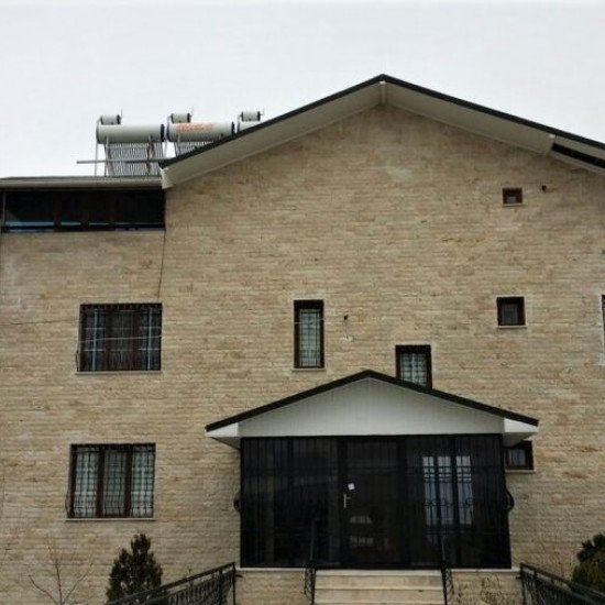 5x10 Rustic Travertine