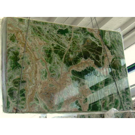 Emerald Onyx (crosscut)