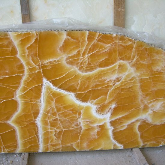 Orange Onyx (veincut)