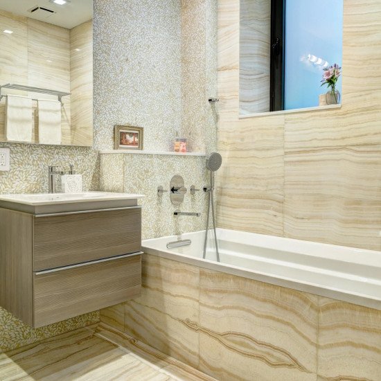 White Onyx (veincut)