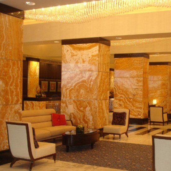 Orange Onyx (veincut)