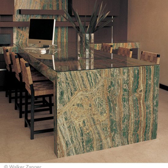 Emerald Onyx (veincut)