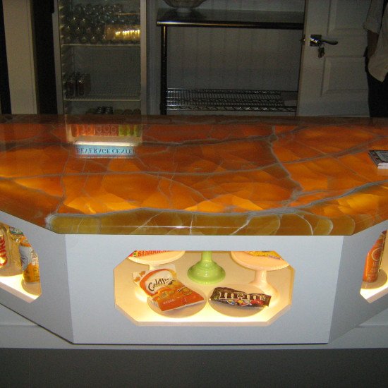 Orange Onyx (veincut)