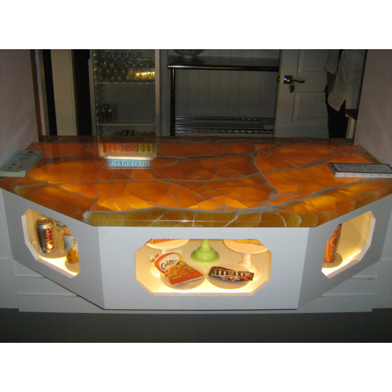 Orange Onyx (veincut)
